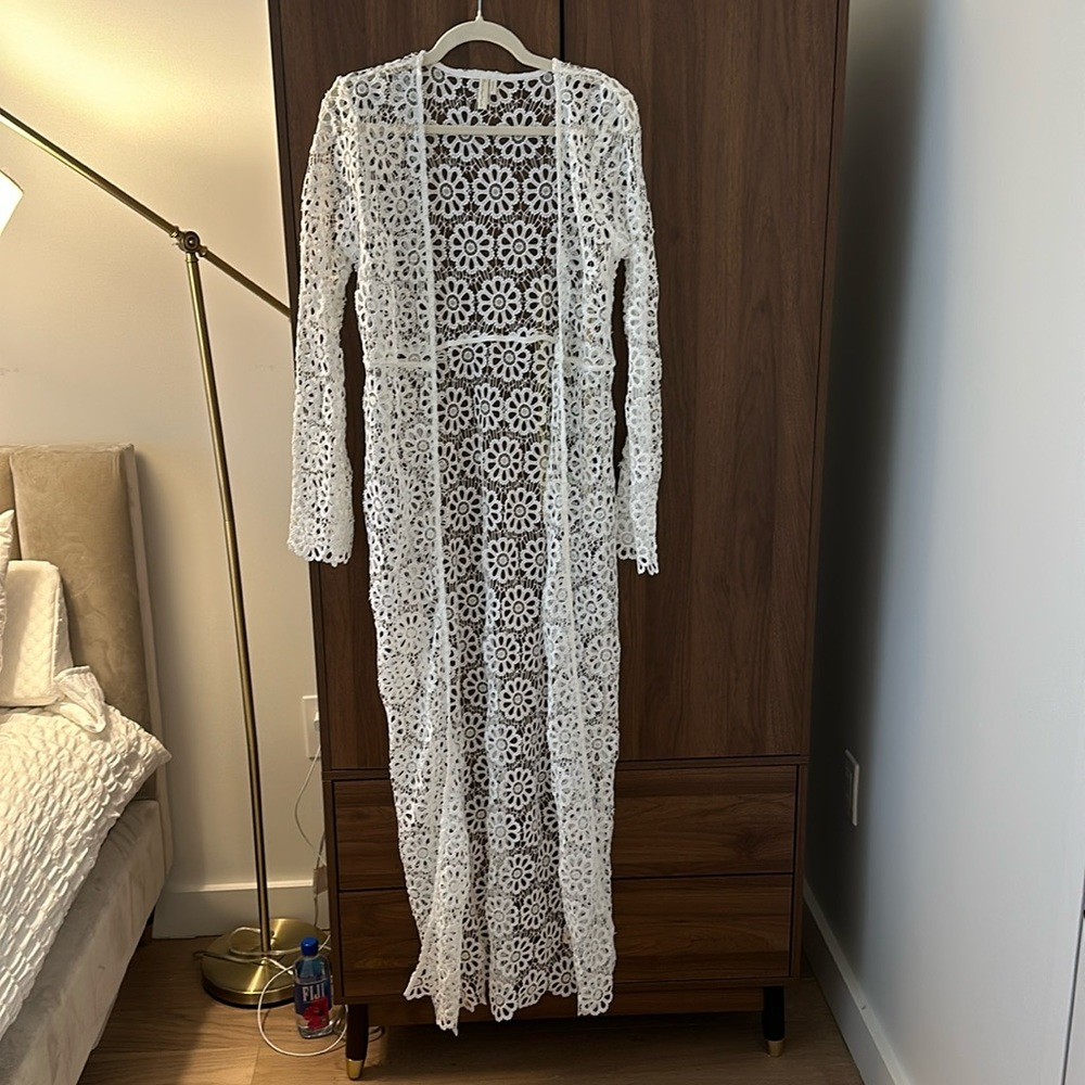 Lovewave Skyla duster in white size small nwot never worn!